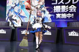 画像ギャラリー No.019のサムネイル画像 / 華やかなコスプレイヤーと巨大ニャンコに注目！　「モンギル：STAR DIVE」ブースをレポート［TGS2025］【PR】