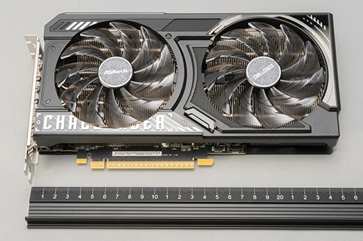 画像ギャラリー No.010のサムネイル画像 / Intel Arc B570はエントリー向けGPUの新たな選択肢となるか? 「Intel Arc B570 Challenger 10GB OC」レビュー
