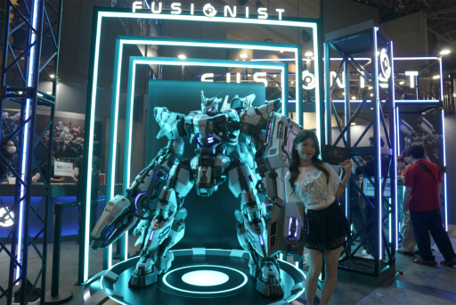 画像ギャラリー No.003のサムネイル画像 / SF戦略ゲーム「Fusionist」を遊べる，Fusion Interactiveブースを紹介。巨大なメカがお出迎え！［TGS2025］【PR】