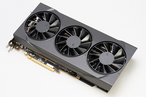 画像ギャラリー No.006のサムネイル画像 / AMDの新ミドルハイGPU「Radeon RX 9070 GRE」は，RX 9070とRX 9060 XTの間に入り，ゲームによってはGeForce RTX 5070を上回ることも
