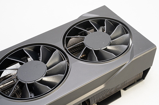 画像ギャラリー No.014のサムネイル画像 / AMDの新ミドルハイGPU「Radeon RX 9070 GRE」は，RX 9070とRX 9060 XTの間に入り，ゲームによってはGeForce RTX 5070を上回ることも