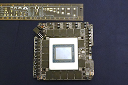 画像ギャラリー No.010のサムネイル画像 / 「GeForce RTX 5090」のダイサイズは約768平方mm? 搭載カードが多数披露されたNVIDIAブースをチェック