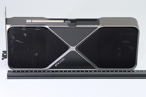 画像ギャラリー No.005のサムネイル画像 / GeForce RTX 50シリーズのハイエンドGPU「GeForce RTX 5080 Founders Edition」は,新世代に相応しい性能を見せられるのか