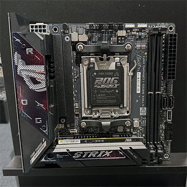 画像ギャラリー No.014のサムネイル画像 / GeForce RTX 5090搭載カードなど,ASUS製最新PCパーツが秋葉原で一挙に展示。2月1日には一般向けイベントを開催