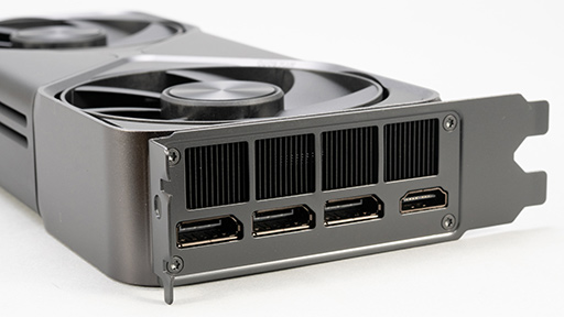 画像ギャラリー No.016のサムネイル画像 / GeForce RTX 50シリーズ第4弾「GeForce RTX 5070 Founders Edition」レビュー。前世代からしっかりと性能向上を果たす