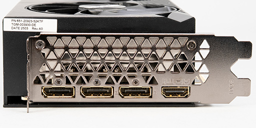 画像ギャラリー No.009のサムネイル画像 / INNO3D製「GeForce RTX 5080 X3 OC」&「GeForce RTX 5070 Ti X3」レビュー。SFF準拠のRTX 50搭載カードは性能も優秀だった