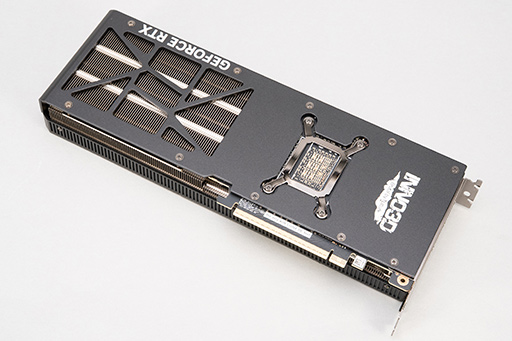画像ギャラリー No.013のサムネイル画像 / INNO3D製「GeForce RTX 5080 X3 OC」&「GeForce RTX 5070 Ti X3」レビュー。SFF準拠のRTX 50搭載カードは性能も優秀だった