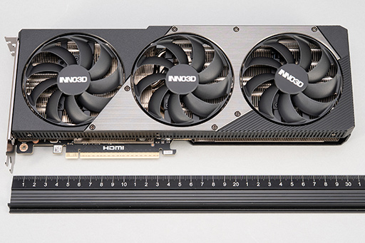 画像ギャラリー No.015のサムネイル画像 / INNO3D製「GeForce RTX 5080 X3 OC」&「GeForce RTX 5070 Ti X3」レビュー。SFF準拠のRTX 50搭載カードは性能も優秀だった