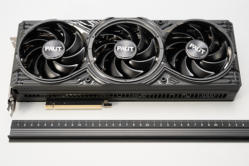 画像ギャラリー No.010のサムネイル画像 / クロックアップ版RTX 5070は，RTX 4080超えを達成できるのか。Palit「GeForce RTX 5070 GamingPro OC」で検証してみた