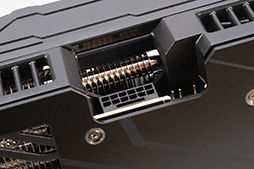 画像ギャラリー No.016のサムネイル画像 / クロックアップ版RTX 5070は，RTX 4080超えを達成できるのか。Palit「GeForce RTX 5070 GamingPro OC」で検証してみた