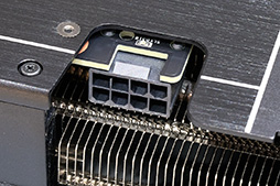 画像ギャラリー No.025のサムネイル画像 / GeForce RTX 5060 vs. Radeon RX 9060 XT。ミドルクラスGPU同士の実力を徹底比較