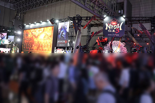 画像ギャラリー No.001のサムネイル画像 / 「NINJA GAIDEN 4」の主人公2人が使う武器を再現した日本刀が，テープカットイベントでお披露目に［TGS2025］