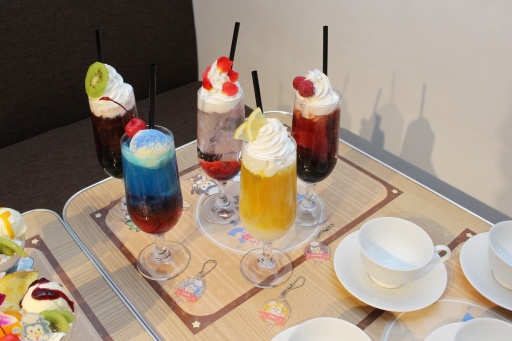 画像ギャラリー No.006のサムネイル画像 / 「SONIC & FRIENDS(ソニック&フレンズ)」コラボカフェ,本日オープン。可愛いソニック達がもてなしてくれる癒やし空間を紹介