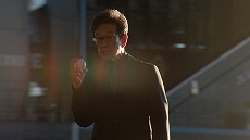 画像ギャラリー No.011のサムネイル画像 / 栗山英樹さんがピッチングを披露。「プロ野球RISING」新TVCM「駆け上がれ、新世代」篇の放送がスタート