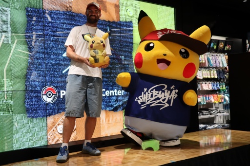 画像ギャラリー No.005のサムネイル画像 / ポケモンセンターオンラインにSean Wotherspoon氏がディレクションを手がけたコラボぬいぐるみ3種登場。メディア向け商品発表会を開催