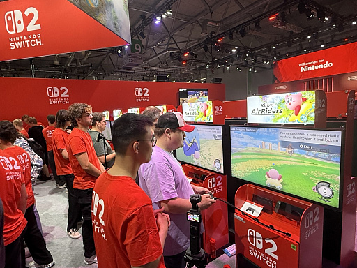 画像ギャラリー No.003のサムネイル画像 / 「カービィのエアライダー」の世界最速試遊があった！　gamescom 2025の任天堂ブースにびっくりサプライズ［gamescom］