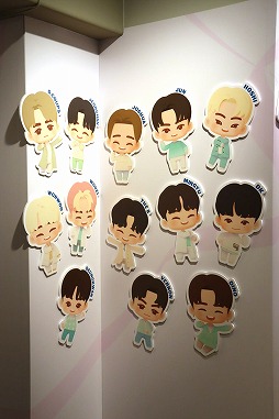 画像ギャラリー No.003のサムネイル画像 / 「SEVENTEEN 2026 JAPAN FANMEETING 'YAKUSOKU'」POP-UPに「パズルSEVENTEEN」期間限定ブースを出展。ラッキードローでキャラクターステッカーが当たる