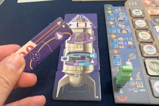 画像ギャラリー No.012のサムネイル画像 / ［プレイレポ］重いのに軽い？ 話題の宇宙旅行ボドゲ「ギャラクティック・クルーズ」は，互恵的なメカニクスが目を惹くワカプレ作品だった
