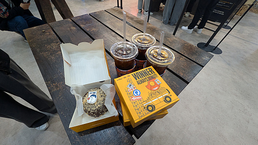 画像ギャラリー No.006のサムネイル画像 / 「パルワールドモバイル」のアトラクションや，「CAFÉ PUBG」のコラボドーナツを楽しんだ。KRAFTONブースの展示をレポート［G-STAR 2025］ 