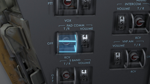 画像ギャラリー No.064のサムネイル画像 / 膨大な数のスイッチや計器におののく。「Reentry - A Space Flight Simulator」で,アポロ宇宙船の操縦(のごく一部)を体験してみた