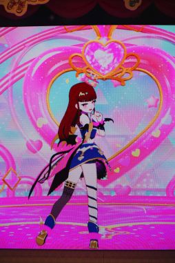画像ギャラリー No.011のサムネイル画像 / 「おねがいアイプリ」と「アイプリバース」が楽しめる「アイプリバズリウムパーク」,東京・池袋にオープン。アイプリランウェイが最高すぎた