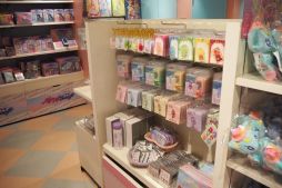 画像ギャラリー No.019のサムネイル画像 / 「アイプリショップ」池袋店の内覧会レポート。子どもから大人まで楽しめる工夫が盛りだくさんの店内