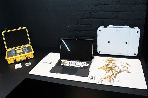 画像ギャラリー No.018のサムネイル画像 / 渋谷PARCOに「KOJIMA PRODUCTIONS × PARCO GAMES STRAND STORE」本日オープン。約3か月にわたり多数のコラボグッズを販売。パンチの利いたコラボメニューも注目