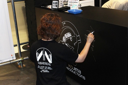 画像ギャラリー No.026のサムネイル画像 / 渋谷PARCOに「KOJIMA PRODUCTIONS × PARCO GAMES STRAND STORE」本日オープン。約3か月にわたり多数のコラボグッズを販売。パンチの利いたコラボメニューも注目