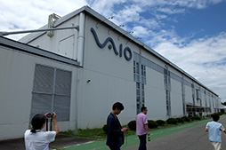 画像ギャラリー No.002のサムネイル画像 / VAIO設立2周年記念のプレスツアーで安曇野本社工場を見学したついでに,「ゲームPC作って」とお願いしてきた