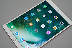 画像ギャラリー No.002のサムネイル画像 / 「10.5インチiPad Pro」レビュー。画面が大きくなった新型iPadは，すんなり使えてゲームも快適なお勧めタブレットだ