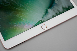 画像ギャラリー No.010のサムネイル画像 / 「10.5インチiPad Pro」レビュー。画面が大きくなった新型iPadは，すんなり使えてゲームも快適なお勧めタブレットだ