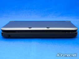 画像ギャラリー No.034のサムネイル画像 / Newニンテンドー3DS&LLが本日発売。さっそく手に入れたのでパッケージの中身を確認