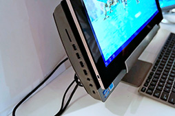 画像ギャラリー No.022のサムネイル画像 / ASUS，国内初のAtom採用Androidタブレットとなる「Fonepad」を4月25日に発売。SIMロックフリーの3G通信機能搭載