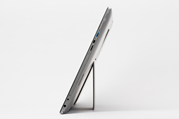 画像ギャラリー No.012のサムネイル画像 / 18.4インチ液晶搭載のASUS製大画面タブレット「Portable AiO P1801-T」で考える,「みんなでワイワイ」プレイするゲームの可能性