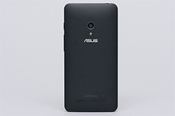画像ギャラリー No.004のサムネイル画像 / ASUS製スマホ「ZenFone 5」ファーストインプレッション。SIMロックフリーで低価格なLTE対応スマホの実力は?