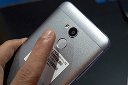 画像ギャラリー No.010のサムネイル画像 / ZTEのエントリー向けスマートフォン「BLADE V7 Lite」「BLADE E01」をチェック。Android版艦これ専用機としてはアリ