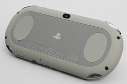 画像ギャラリー No.010のサムネイル画像 / 新型PS Vita「PCH-2000」分解レポート。コストダウンと薄型軽量化に向けた努力の跡が窺える