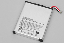 画像ギャラリー No.022のサムネイル画像 / 新型PS Vita「PCH-2000」分解レポート。コストダウンと薄型軽量化に向けた努力の跡が窺える