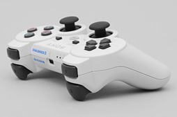 画像ギャラリー No.006のサムネイル画像 / 「PlayStation Vita TV」分解レポート。約1万円から買える「据え置き型Vita」は,格好よくスマートなキカイだった