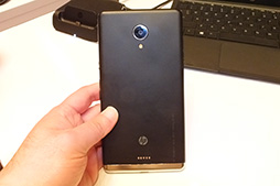 画像ギャラリー No.004のサムネイル画像 / HP,Snapdragon 820搭載で防水防塵対応のWindows 10 Mobileスマートフォン「Elite X3」を発表