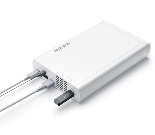 画像ギャラリー No.004のサムネイル画像 / コードを気にせず歌おう。Wii Uの周辺機器「Wii Uワイヤレスマイク」が12月中旬に発売