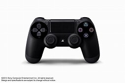 画像ギャラリー No.001のサムネイル画像 / PS4用ワイヤレスゲームパッド「DUALSHOCK 4」はタッチパッドを搭載。カメラとマイクを搭載した周辺機器「PlayStation 4 Eye」も発表