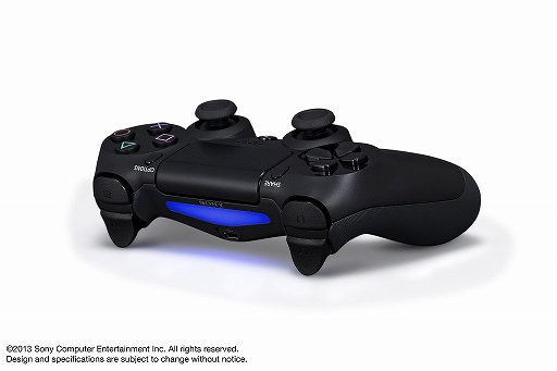 画像ギャラリー No.003のサムネイル画像 / PS4用ワイヤレスゲームパッド「DUALSHOCK 4」はタッチパッドを搭載。カメラとマイクを搭載した周辺機器「PlayStation 4 Eye」も発表