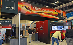 画像ギャラリー No.015のサムネイル画像 / ［GDC 2013］PS4のコントローラが披露。大手の出展増加で年々規模が拡大するGDC展示会場レポート（1）