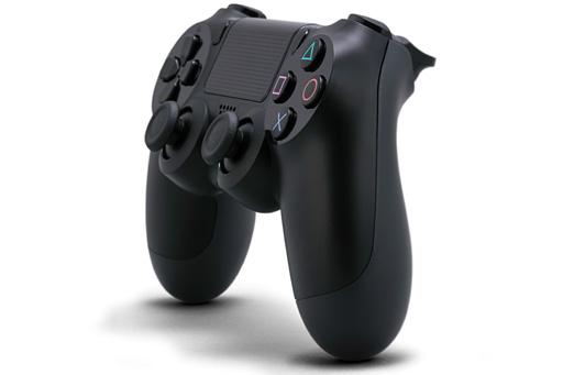 画像ギャラリー No.017のサムネイル画像 / ［E3 2013］SCEA，「PlayStation 4」の実機を披露。直線的なデザインの外観と明らかになったスペックを総まとめ
