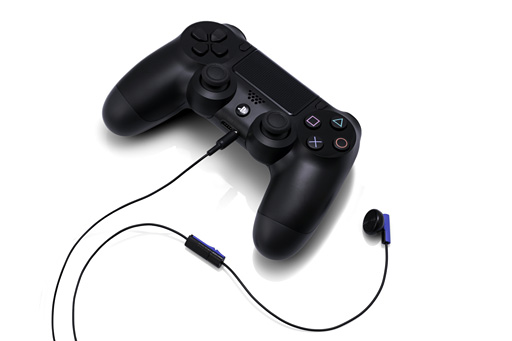 画像ギャラリー No.020のサムネイル画像 / ［E3 2013］SCEA，「PlayStation 4」の実機を披露。直線的なデザインの外観と明らかになったスペックを総まとめ