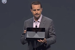 画像ギャラリー No.030のサムネイル画像 / ［E3 2013］SCEA，「PlayStation 4」の実機を披露。直線的なデザインの外観と明らかになったスペックを総まとめ