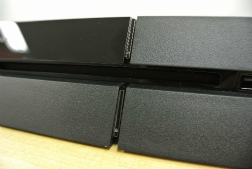 画像ギャラリー No.006のサムネイル画像 / 北米で購入したPlayStation 4を起動してみた。一新されたユーザーインタフェースや注目の「SHARE」機能をムービー付きでレポート