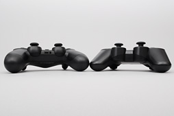 画像ギャラリー No.010のサムネイル画像 / 「PlayStation 4」分解レポート。AMDのカスタムAPUを搭載する新世代マシンは,とてもゲーム機らしいゲーム機だった