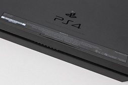 画像ギャラリー No.027のサムネイル画像 / 「PlayStation 4」分解レポート。AMDのカスタムAPUを搭載する新世代マシンは,とてもゲーム機らしいゲーム機だった